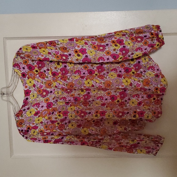 Retro Floral Top - Picture 7 of 7